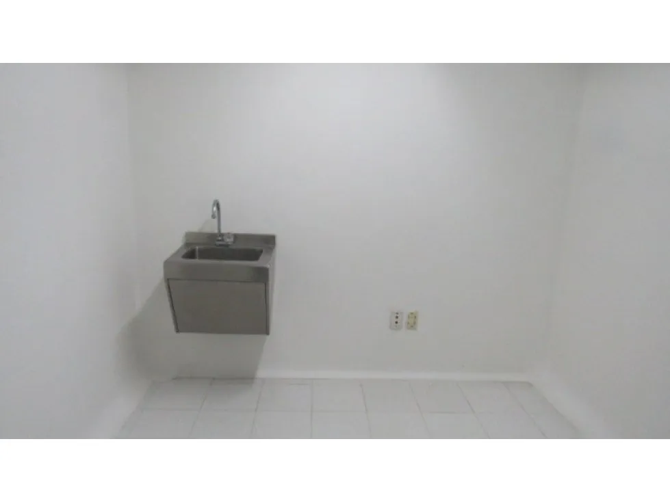 Edificio en arriendo en Versalles, Cali, 937 m² · foto 5 de 24