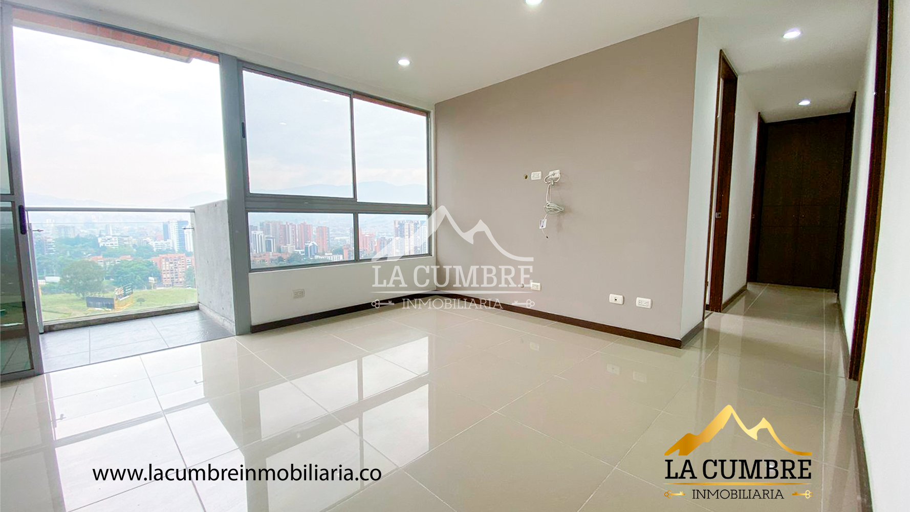 Apartamento en arriendo en Los Balsos No.2, Medellín · foto 2 de 14