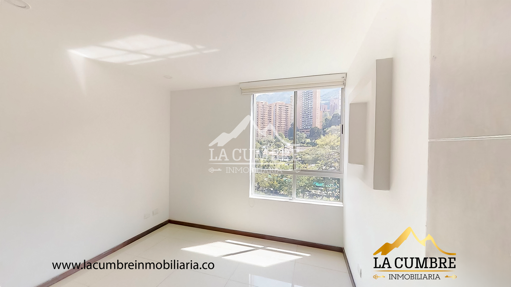 Apartamento de 3 alcobas en arriendo en Los Balsos, Medellín, 130 m² · foto 11 de 14