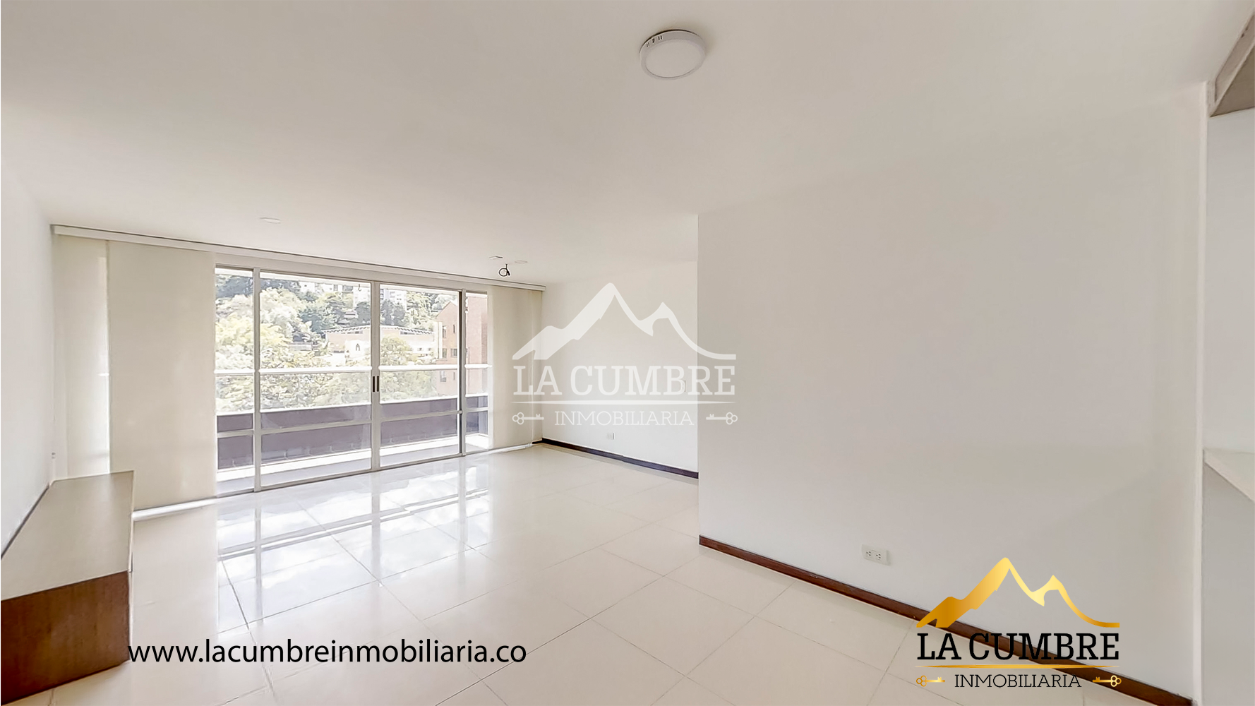 Apartamento de 3 alcobas en arriendo en Los Balsos, Medellín, 130 m² · foto 4 de 14