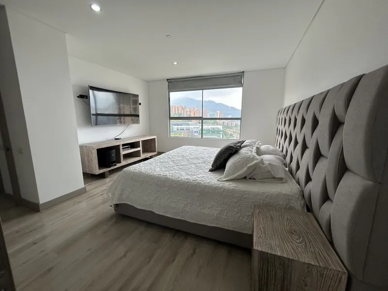 Apartamento de 3 alcobas en venta en La Inmaculada, Envigado, 140 m² · foto 11 de 24