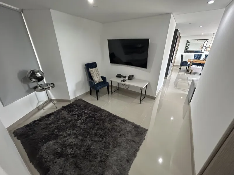 Apartamento de 3 alcobas en venta en La Inmaculada, Envigado, 140 m² · foto 8 de 24