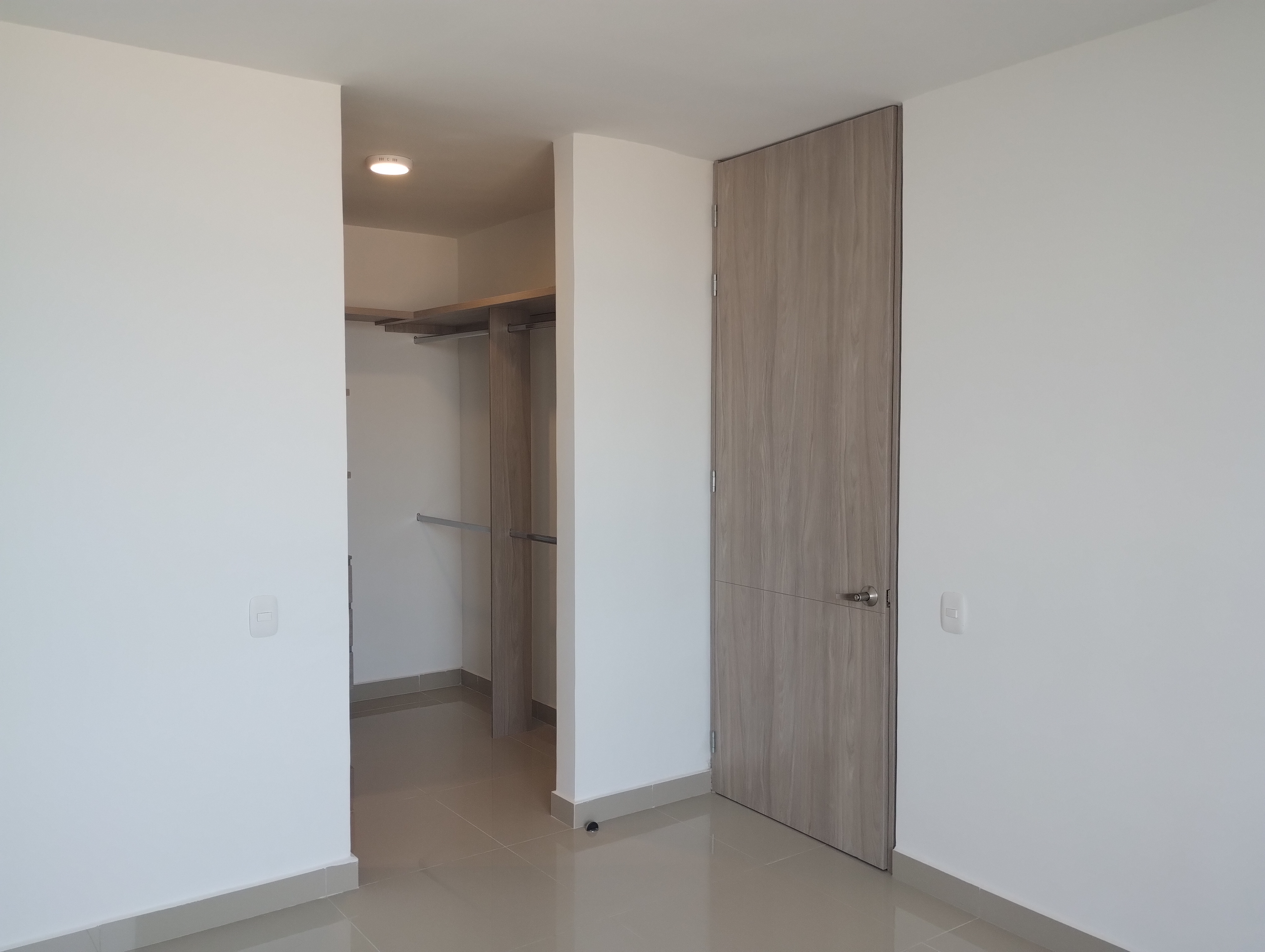 Apartamento de 2 alcobas en venta en Ub. Altos De Parque, Barranquilla, 67 m² · foto 8 de 14