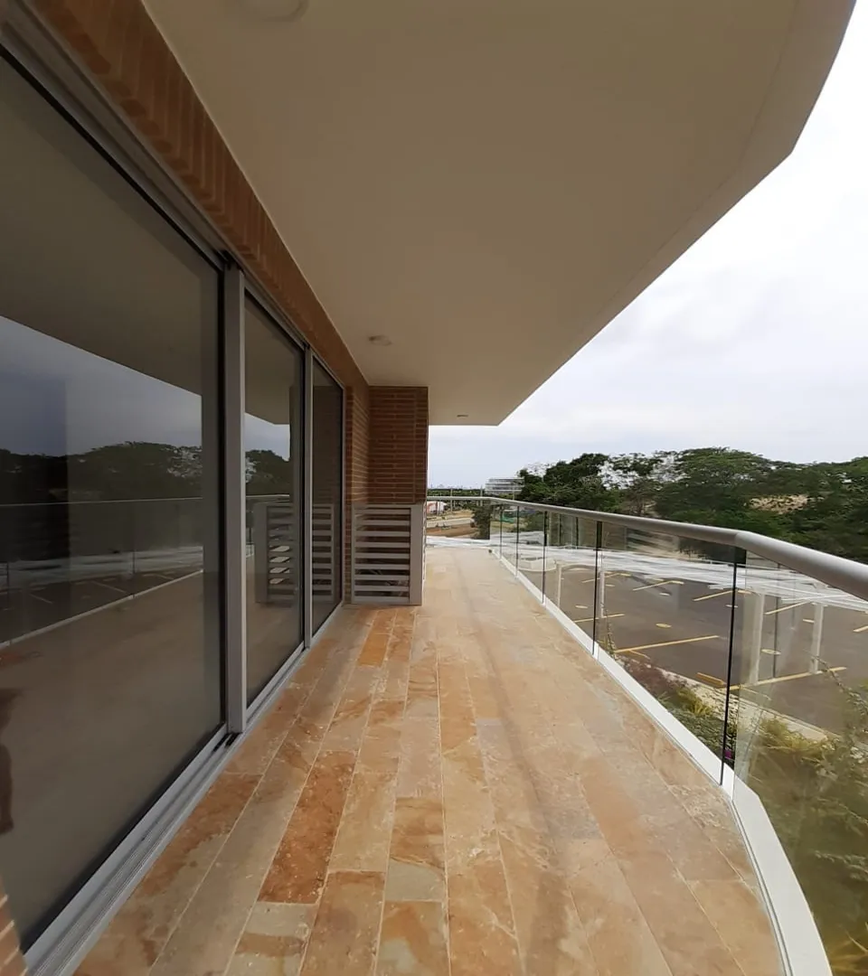 Apartamento de 2 alcobas en arriendo en Serena Del Mar, Cartagena, 78 m² · foto 2 de 11
