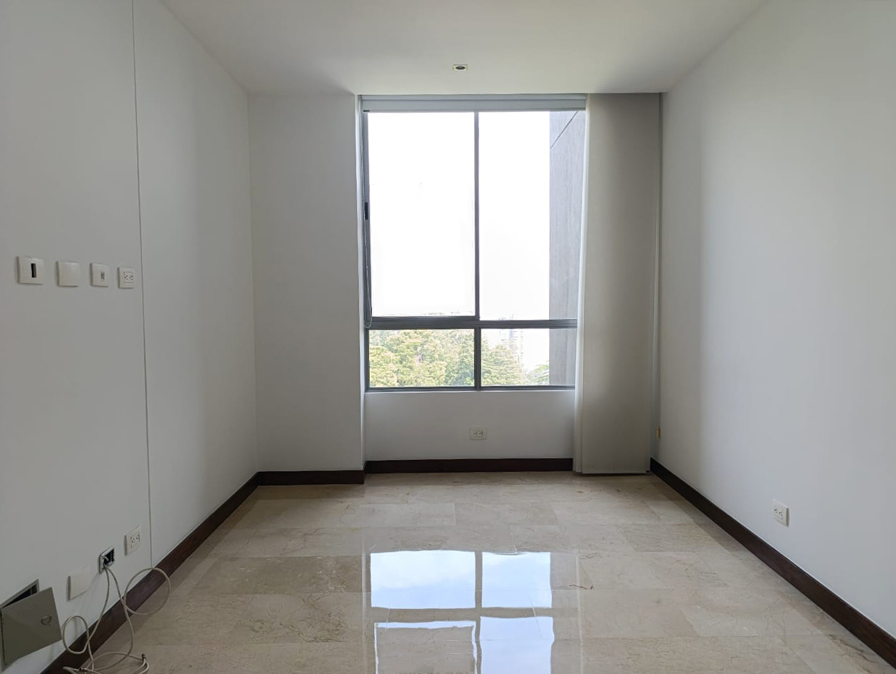 Apartamento en arriendo en Los Balsos, Medellín · foto 12 de 19