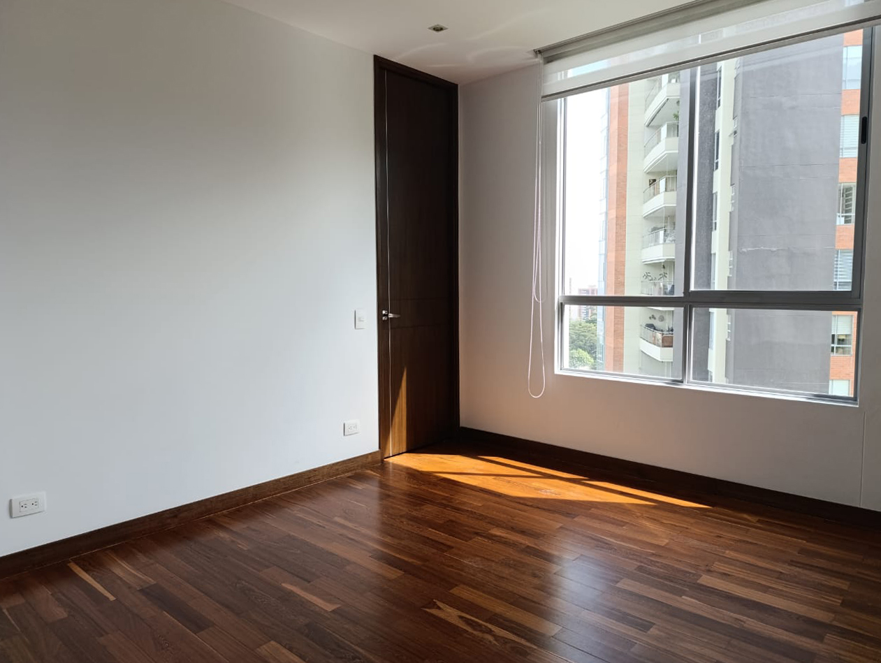 Apartamento en arriendo en Los Balsos, Medellín · foto 14 de 19