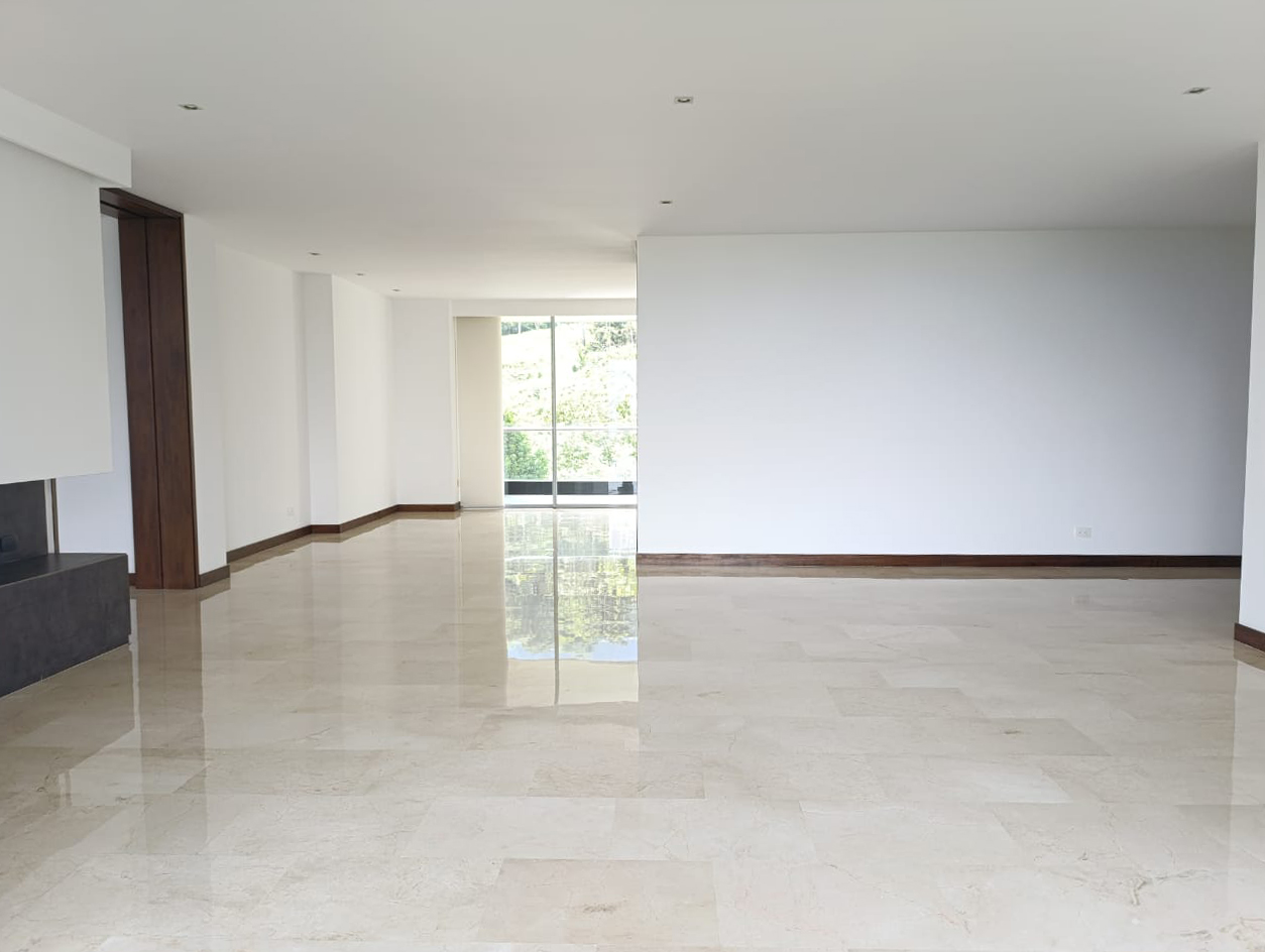 Apartamento en arriendo en Los Balsos, Medellín · foto 4 de 19