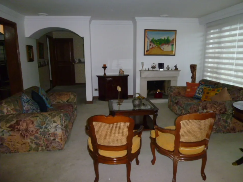 Apartamento de 3 alcobas en venta en Niza, Bogotá, 223 m² · foto 5 de 20