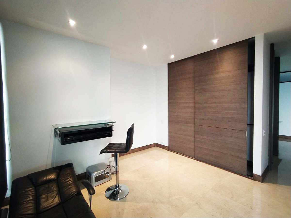 Apartamento en arriendo en San Lucas, Medellín · foto 14 de 20