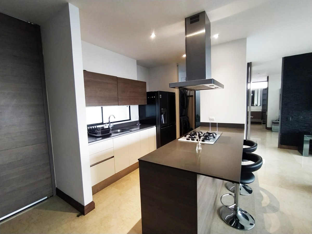 Apartamento en arriendo en San Lucas, Medellín · foto 8 de 20