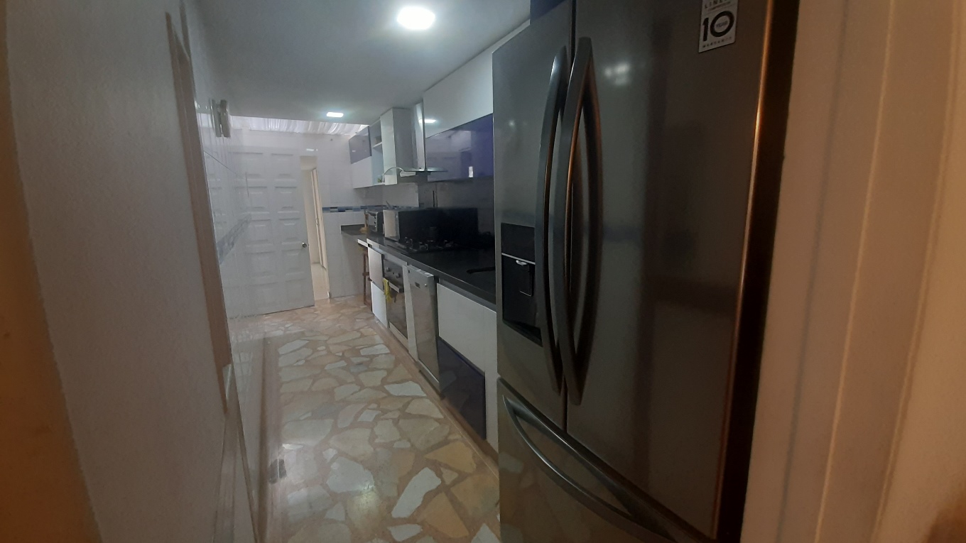 Casa en venta en Alhambra, Bogotá · foto 8 de 24