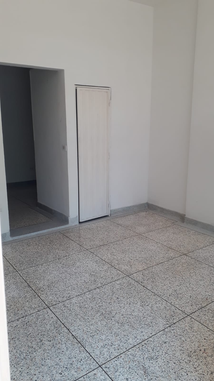 Local en arriendo en Ceiba Ii, Cúcuta, 20 m² · foto 3 de 7
