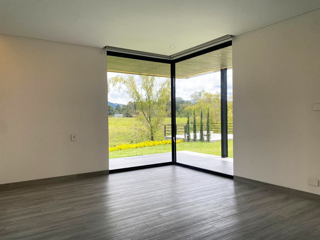 Casa de 4 alcobas en venta en Llano Grande, Rionegro, 515 m² · foto 8 de 20