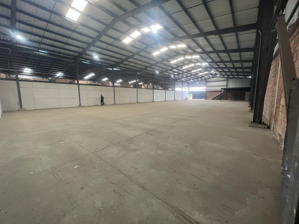 Bodega en arriendo en La Dolores, Palmira, 1000 m² · foto 11 de 12