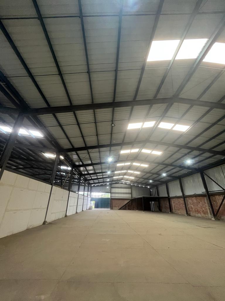 Bodega en arriendo en La Dolores, Palmira, 1000 m² · foto 3 de 12