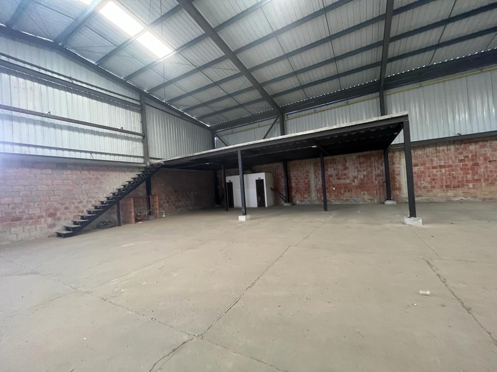 Bodega en arriendo en La Dolores, Palmira, 1000 m² · foto 7 de 12