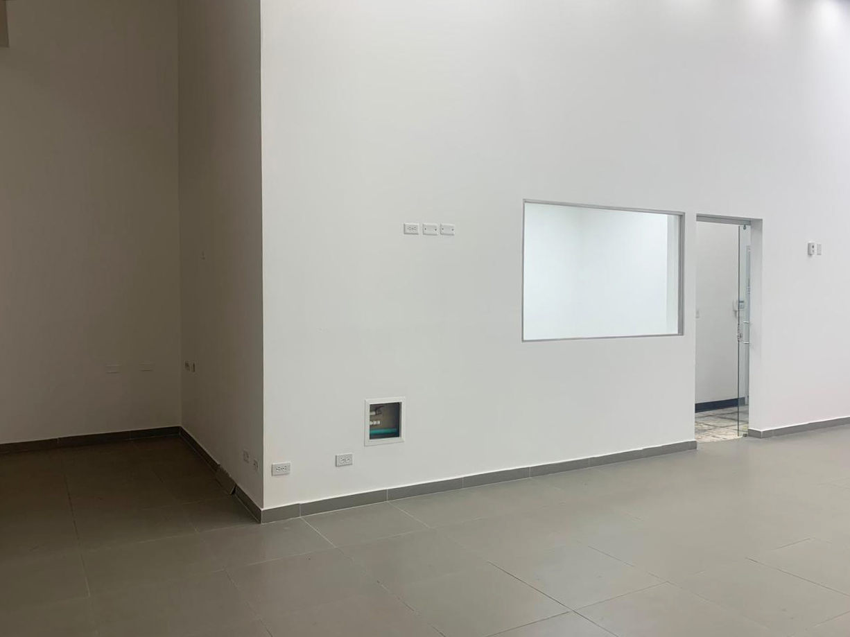 Local en arriendo en Vía Las Palmas, Medellín, 70 m² · foto 3 de 7