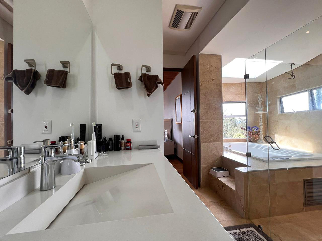 Casa de 3 alcobas en venta en El Porvenir, Rionegro, 734 m² · foto 11 de 19