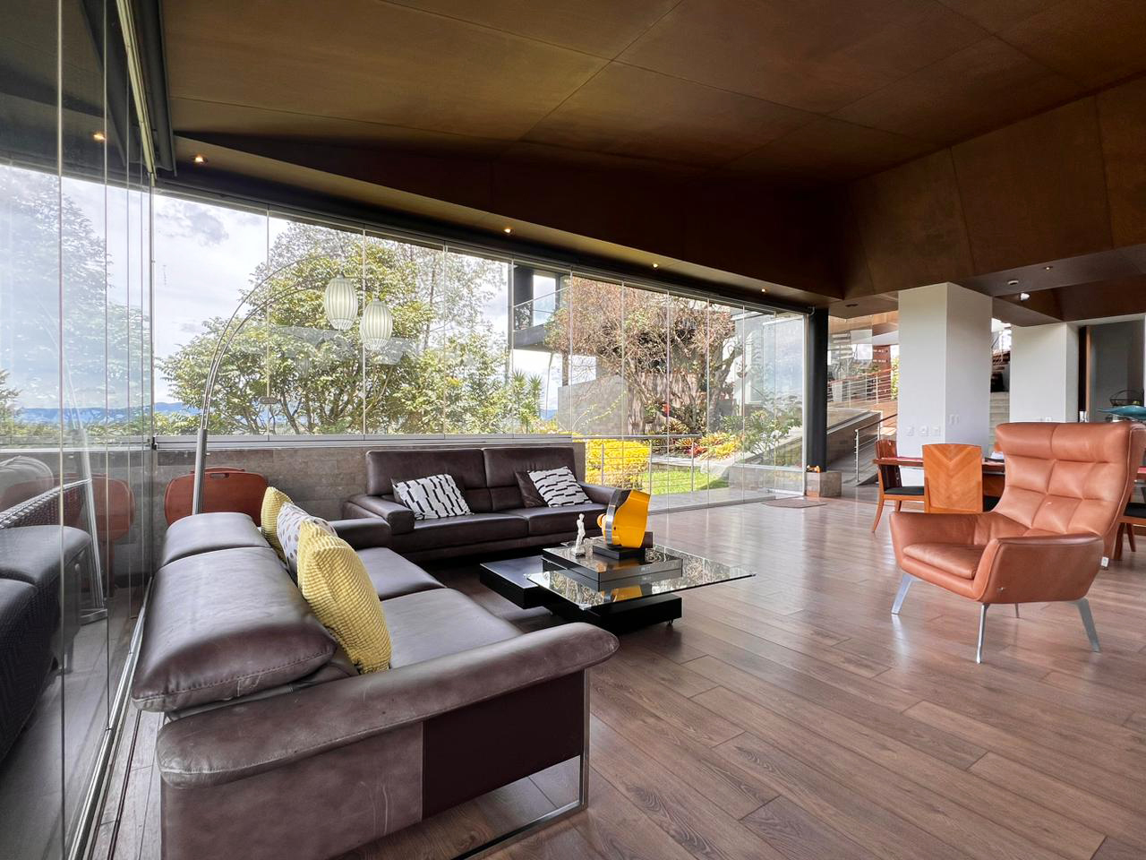 Casa de 3 alcobas en venta en El Porvenir, Rionegro, 734 m² · foto 2 de 19