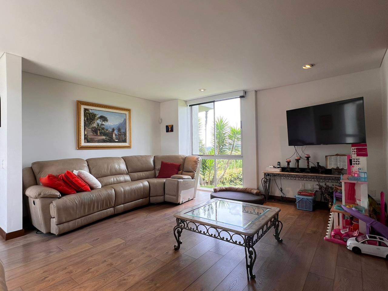 Casa de 3 alcobas en venta en El Porvenir, Rionegro, 734 m² · foto 6 de 19