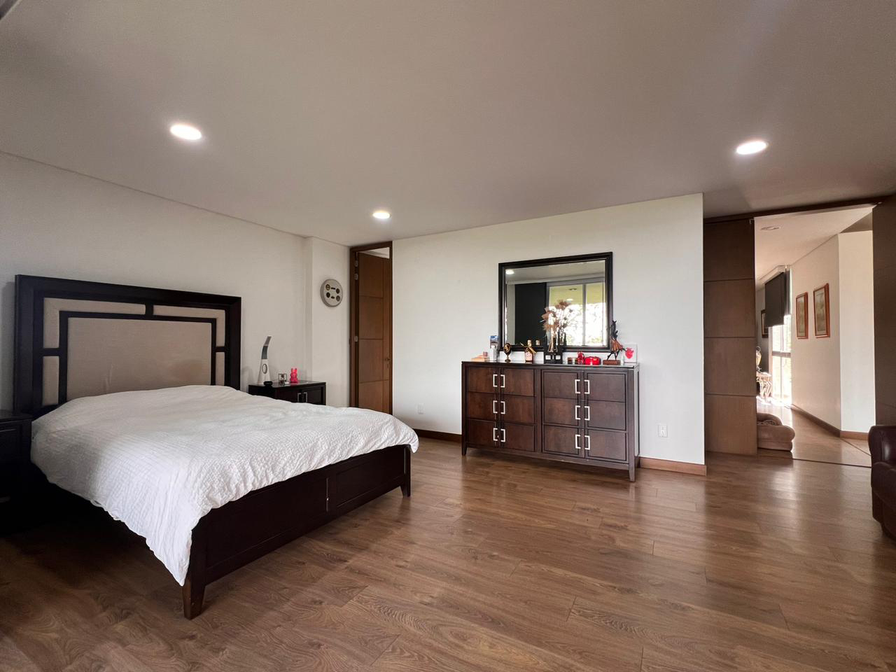 Casa de 3 alcobas en venta en El Porvenir, Rionegro, 734 m² · foto 8 de 19
