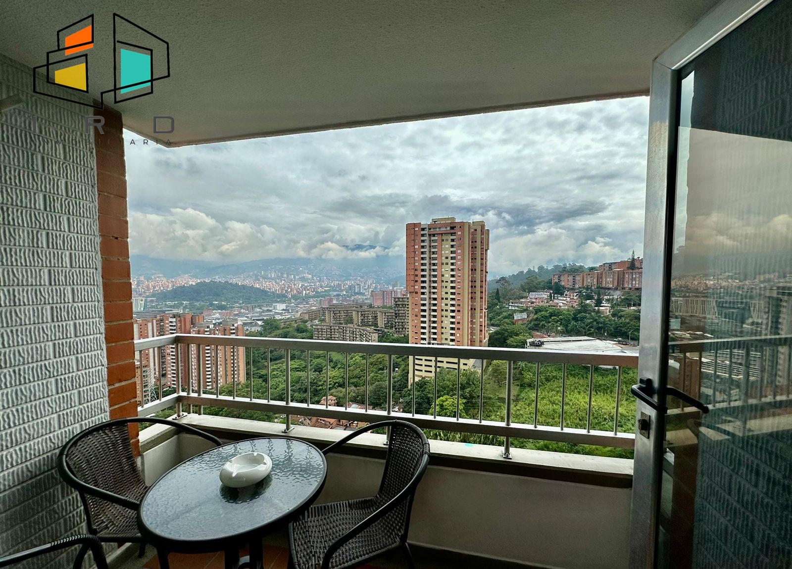 Apartamento de 3 alcobas en arriendo en Vía Las Palmas, Medellín, 90 m² · foto 6 de 24