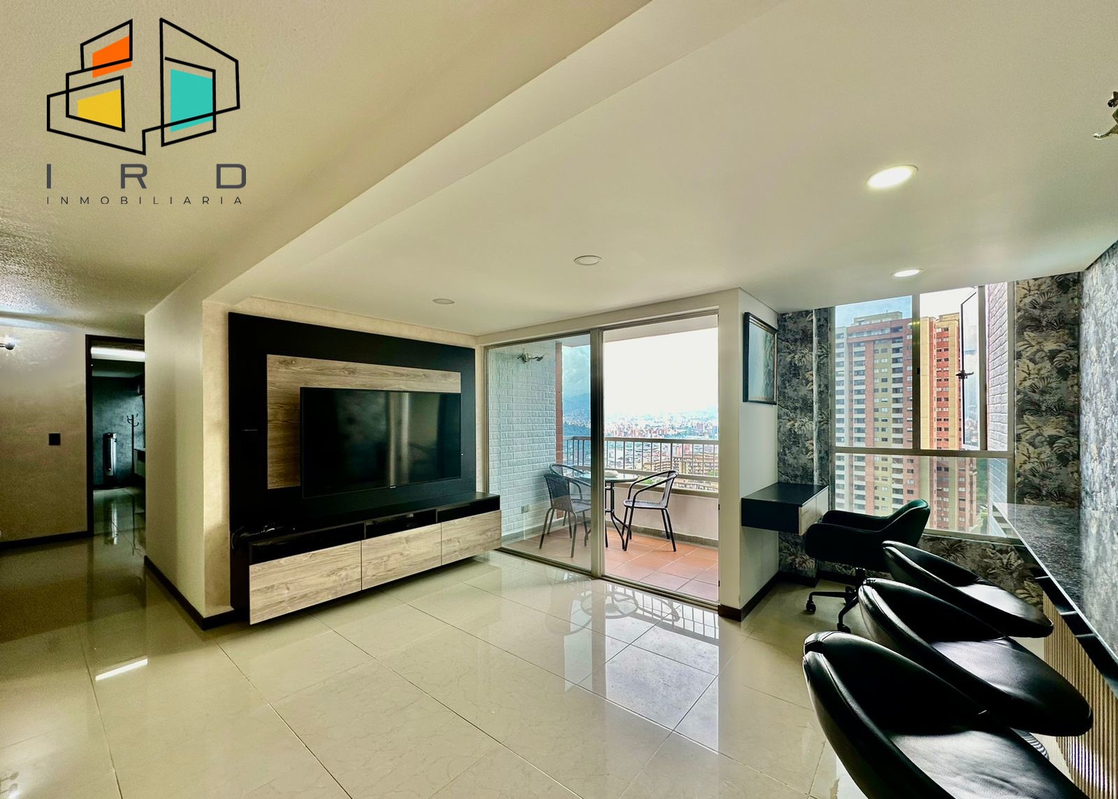 Apartamento de 3 alcobas en arriendo en Vía Las Palmas, Medellín, 90 m² · foto 4 de 24