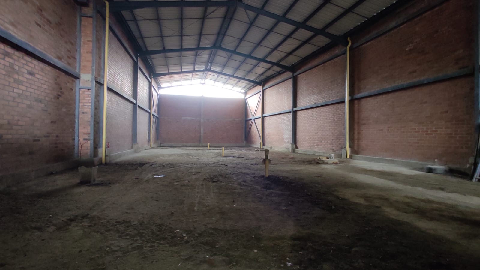 Bodega en arriendo en San Nicolas, Cali, 600 m² · foto 10 de 14