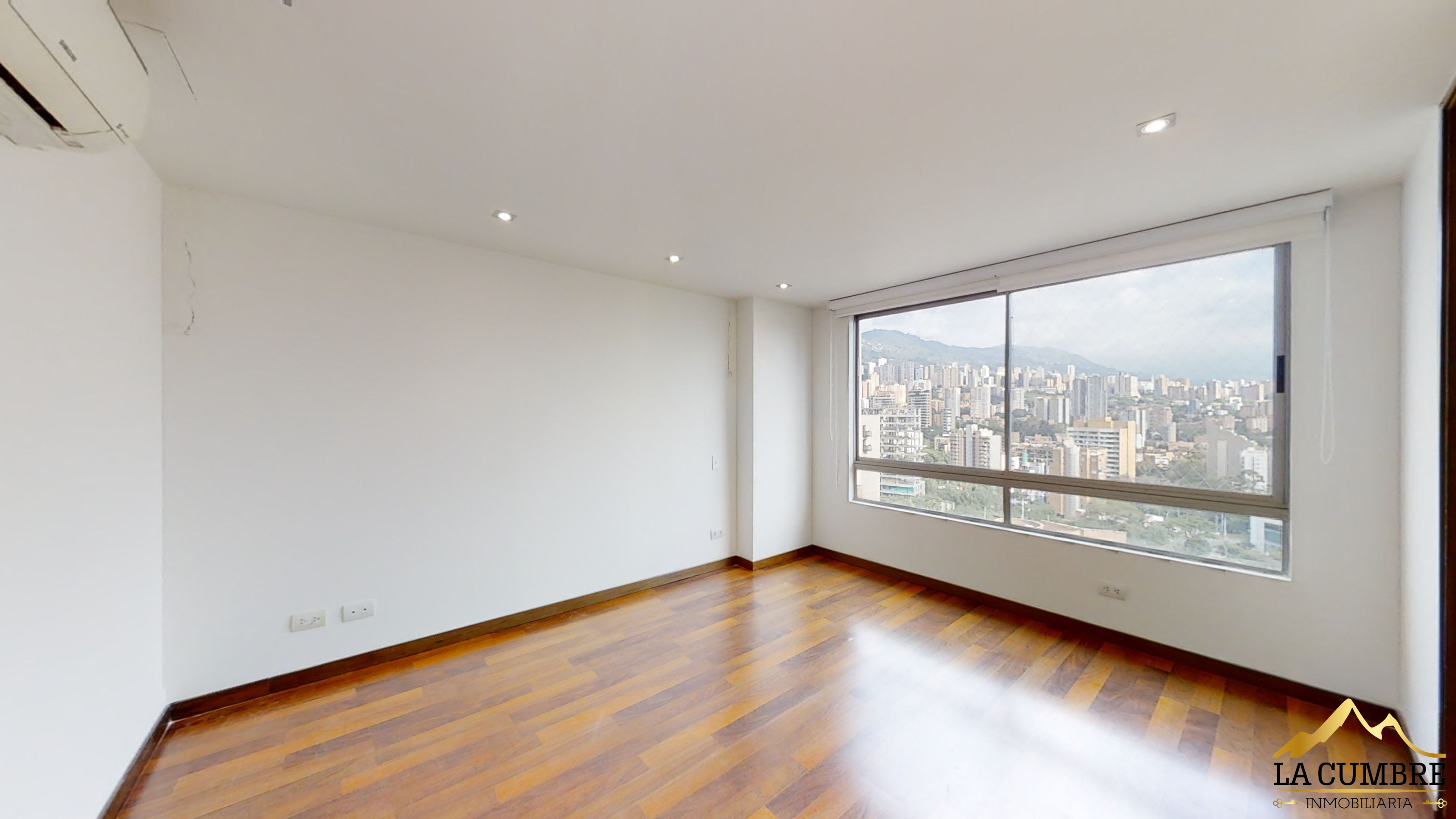 Apartamento en arriendo en Castropol, Medellín · foto 6 de 9
