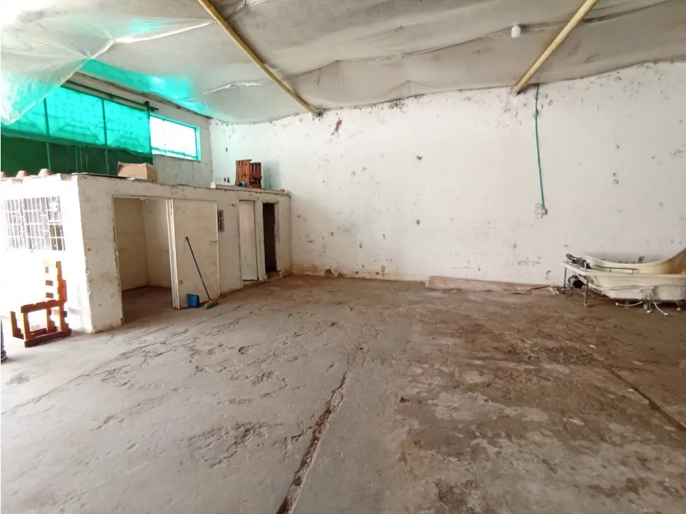 Bodega en venta en Comuneros, Bucaramanga, 200 m² · foto 4 de 9