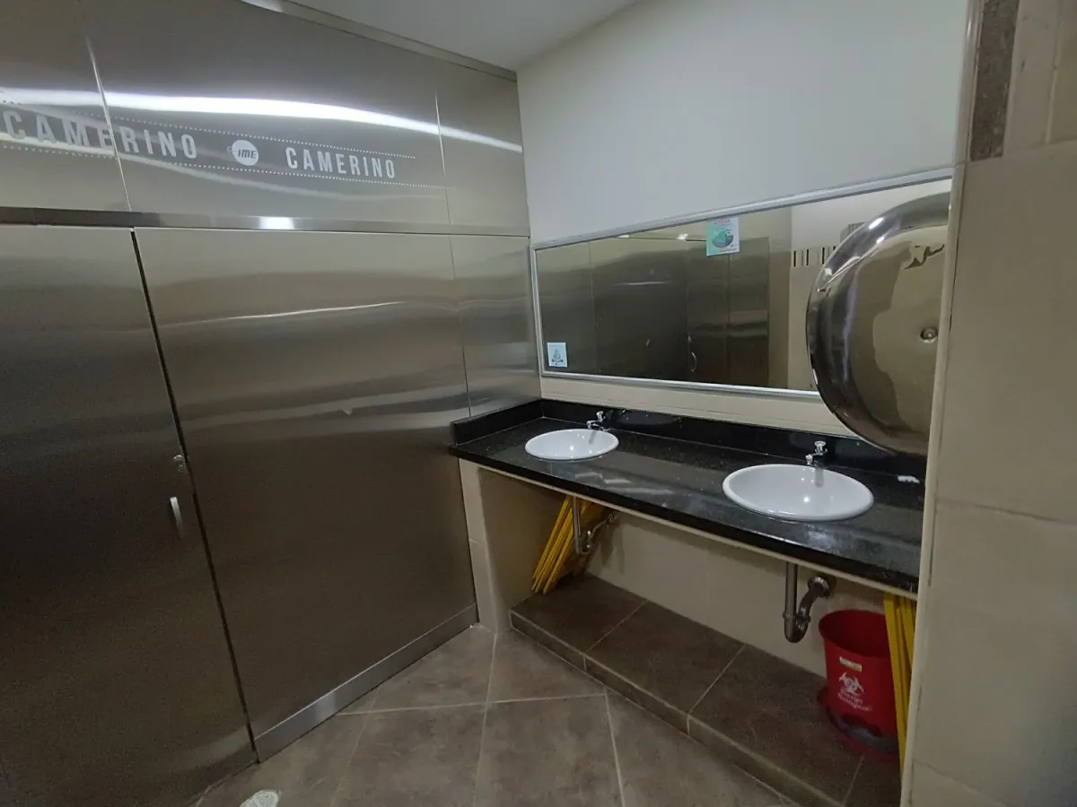 Edificio en venta en Prado, Medellín, 3300 m² · foto 11 de 24