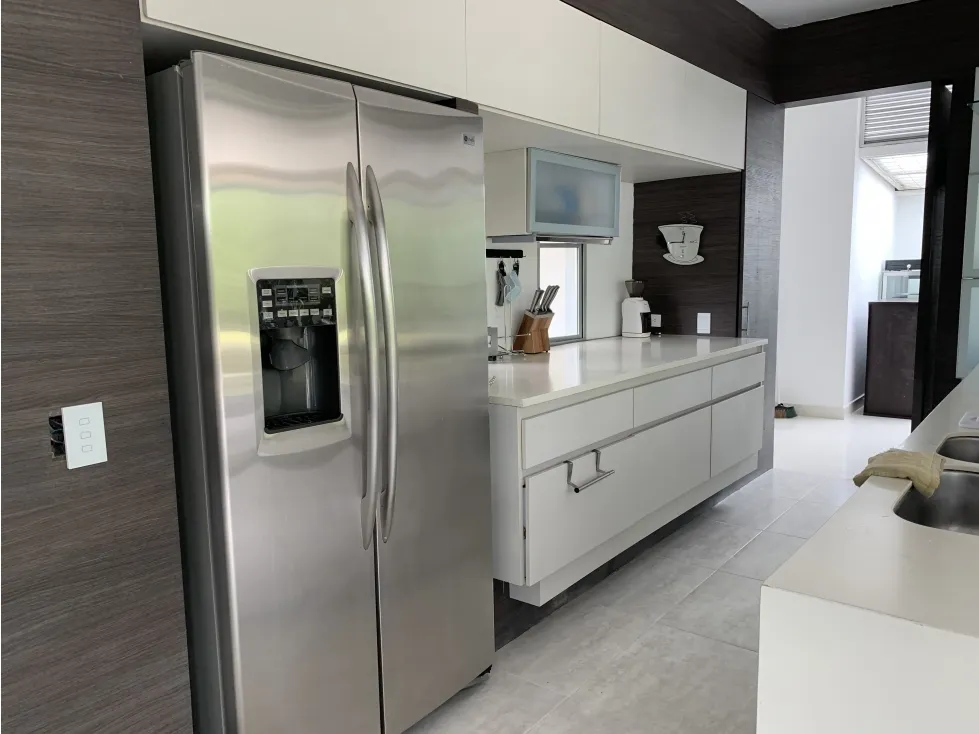 Casa de 4 alcobas en venta en Armenia · foto 3 de 24