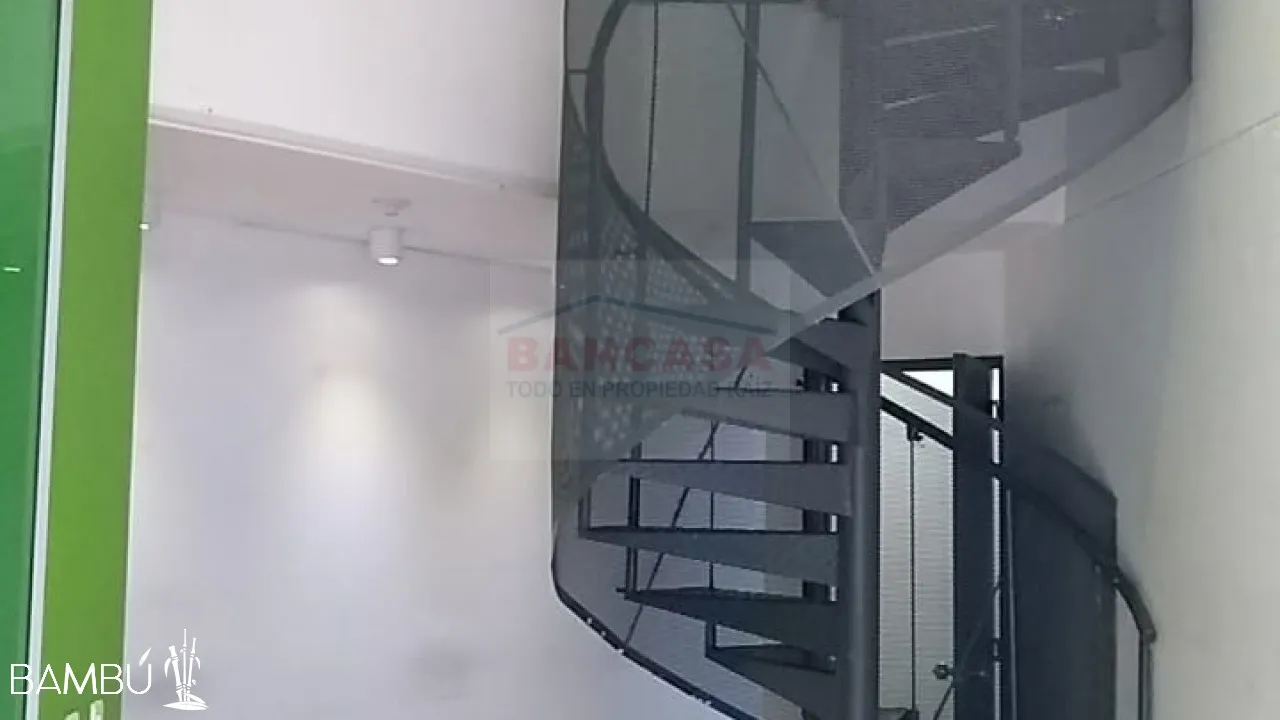 Local en venta en La Candelaria, Medellín, 60 m² · foto 4 de 5