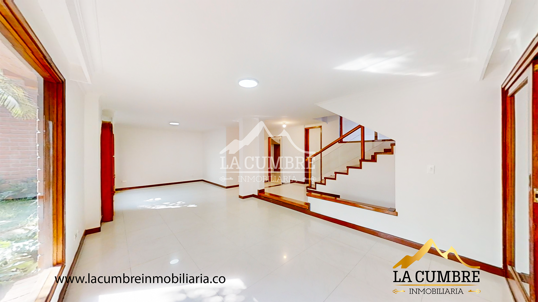 Casa de 4 alcobas en venta en La Florida, Medellín, 280 m² · foto 3 de 19