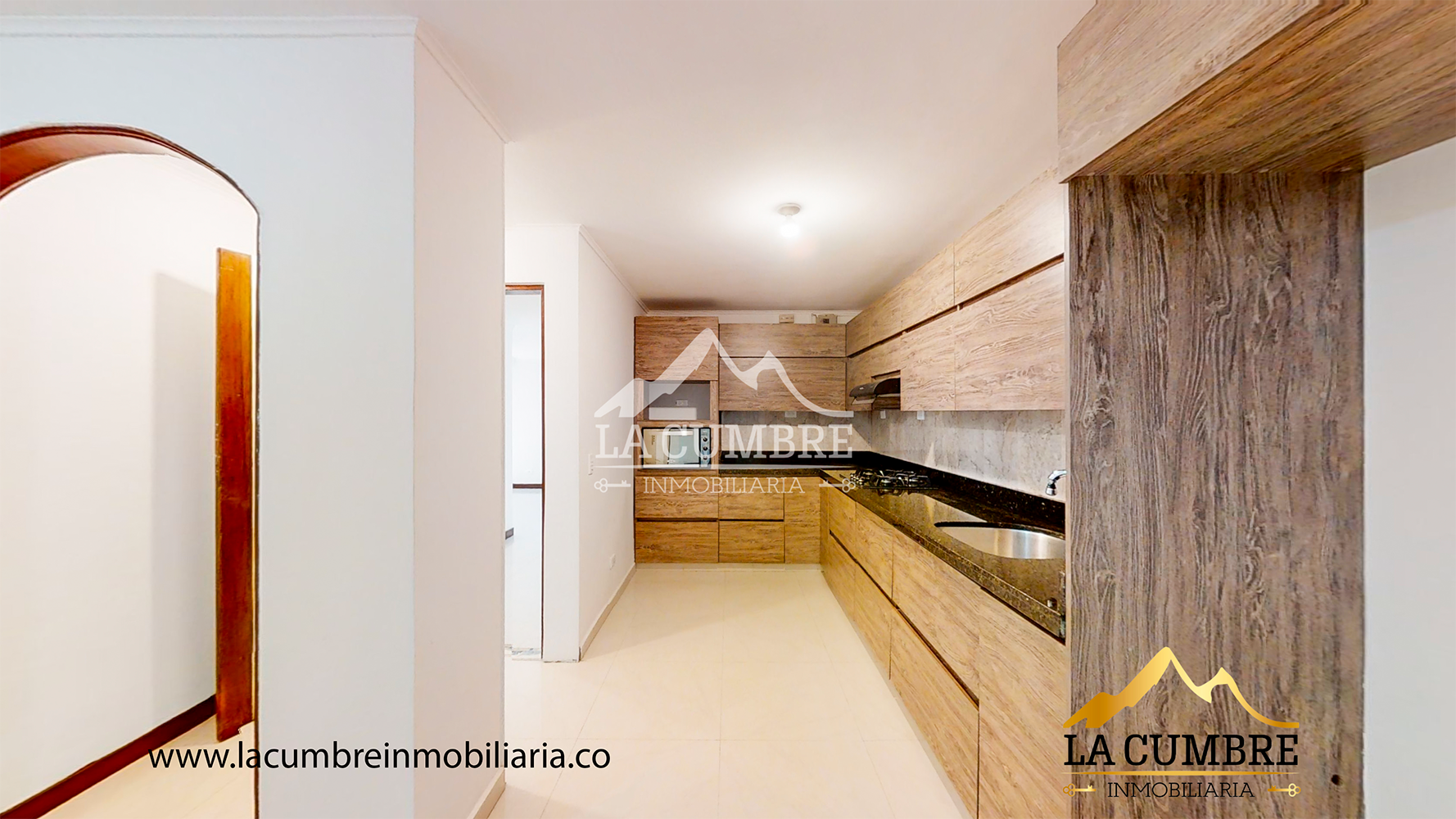 Casa de 4 alcobas en venta en La Florida, Medellín, 280 m² · foto 8 de 19