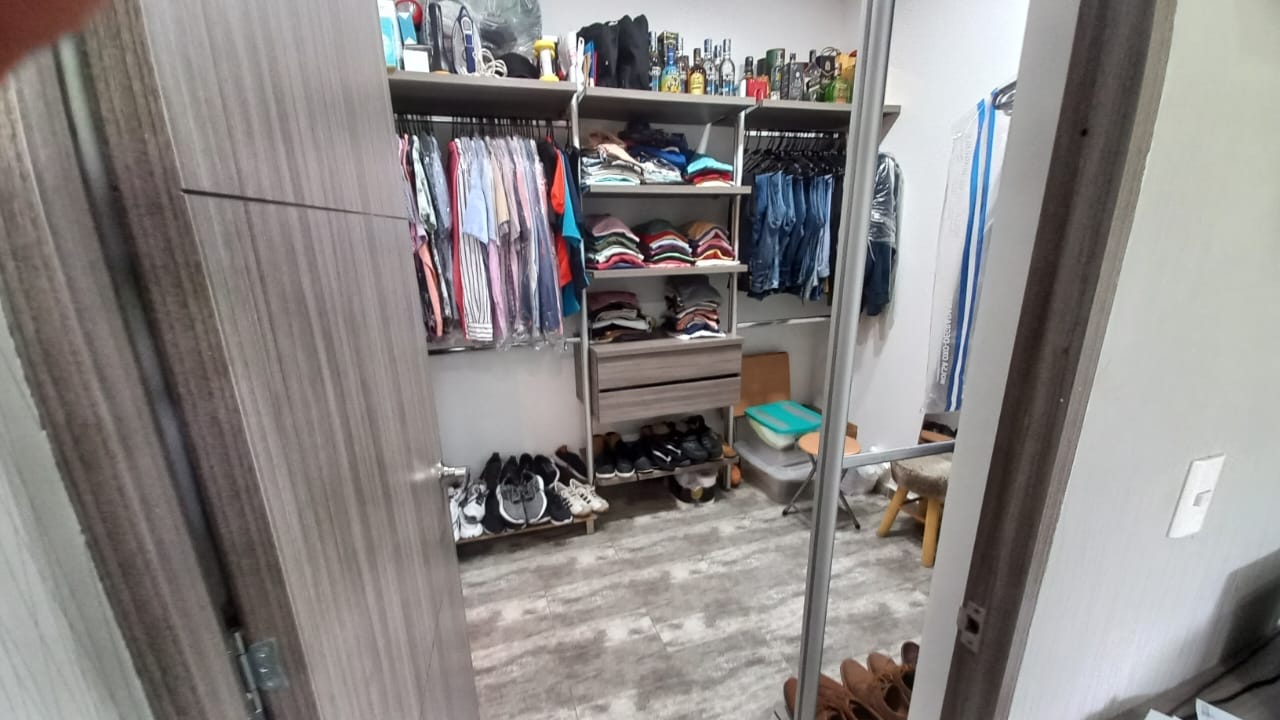 Casa de 5 alcobas en venta en Vía El Caimo, Armenia, 300 m² · foto 14 de 21