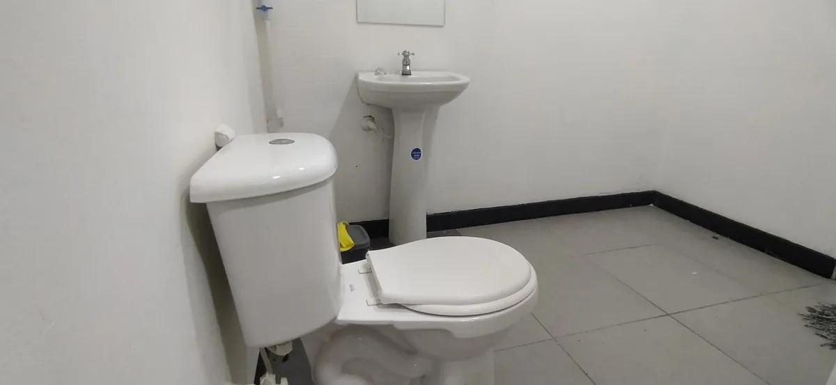 Local en arriendo en La Candelaria, Medellín, 55 m² · foto 6 de 12