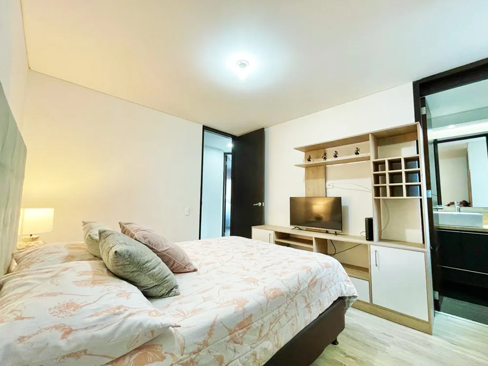 Apartamento de 4 alcobas en arriendo en Santa Maria De Los Angeles, Medellín, 130 m² · foto 11 de 16