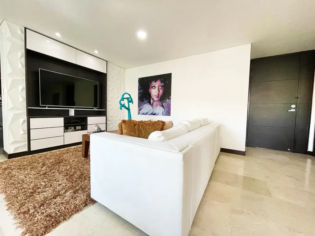 Apartamento de 4 alcobas en arriendo en Santa Maria De Los Angeles, Medellín, 130 m² · foto 2 de 16