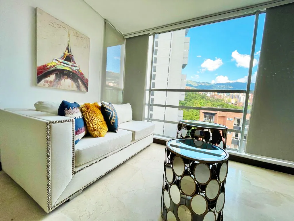 Apartamento de 4 alcobas en arriendo en Santa Maria De Los Angeles, Medellín, 130 m² · foto 4 de 16