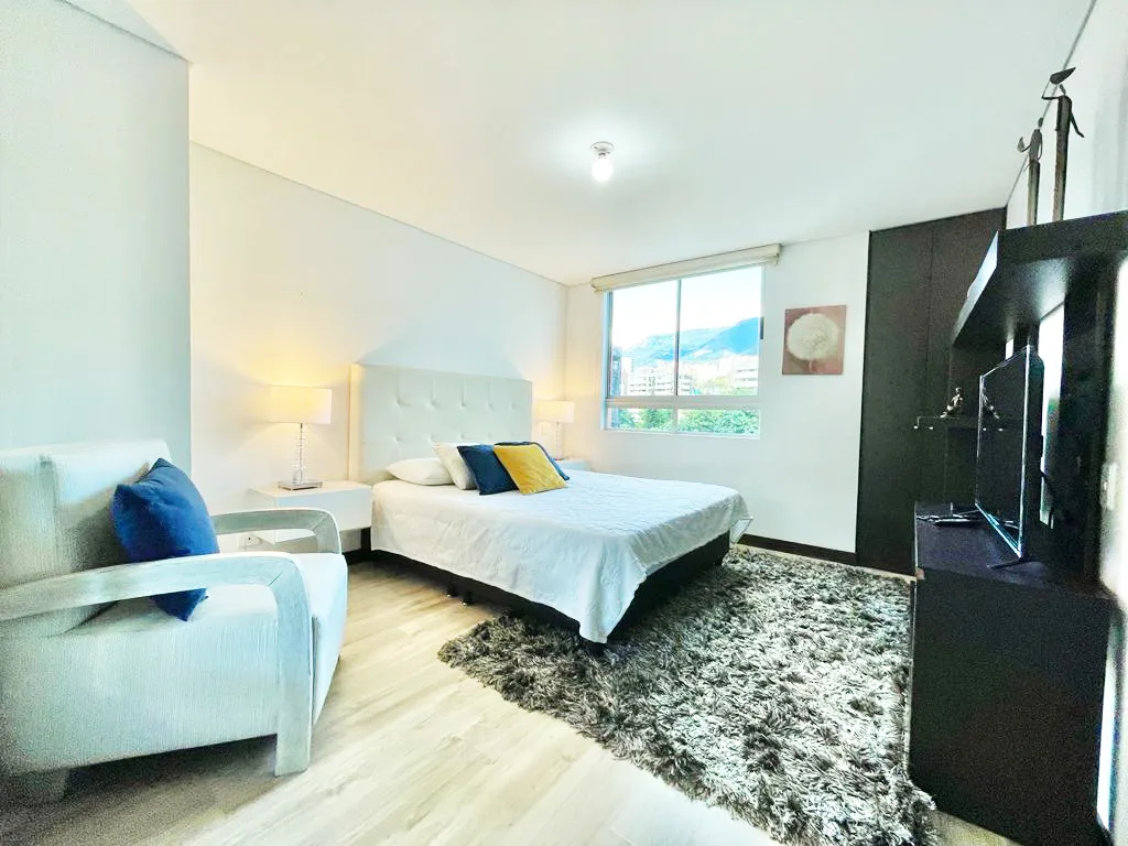 Apartamento de 4 alcobas en arriendo en Santa Maria De Los Angeles, Medellín, 130 m² · foto 8 de 16