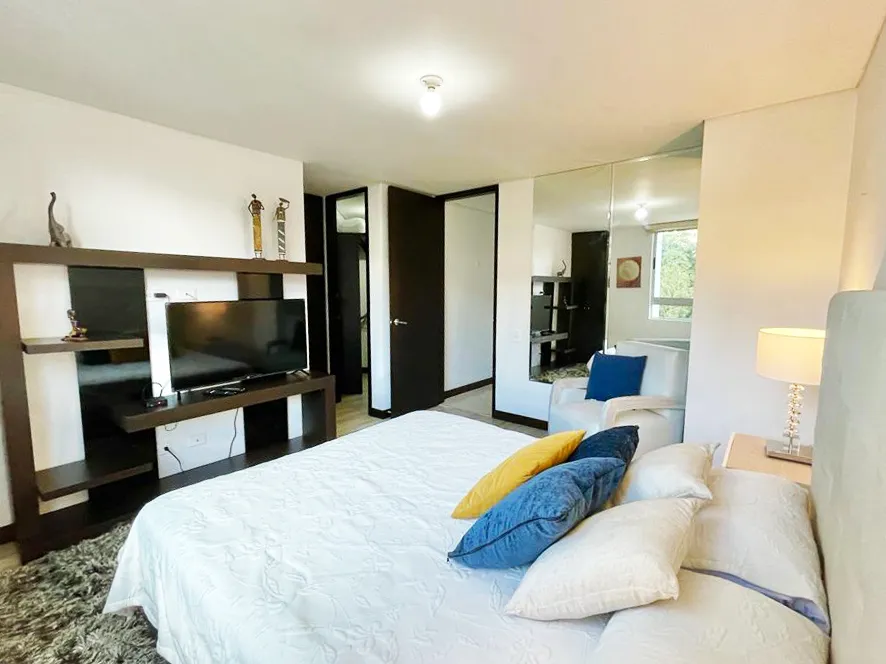 Apartamento de 4 alcobas en arriendo en Santa Maria De Los Angeles, Medellín, 130 m² · foto 9 de 16