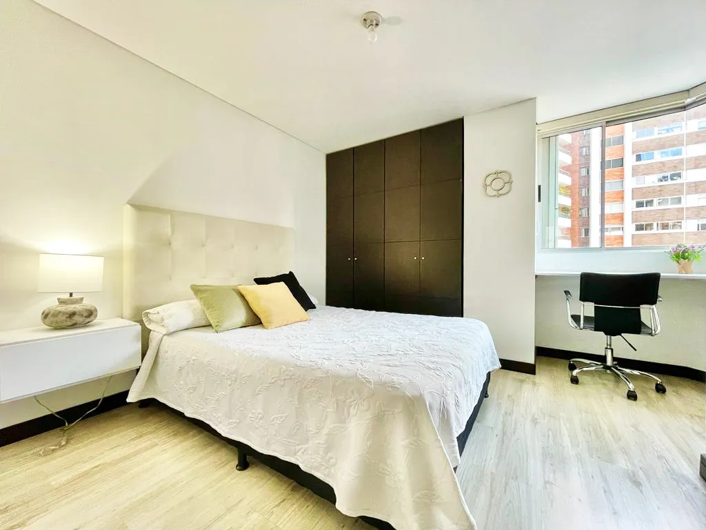 Apartamento de 4 alcobas en arriendo en Santa Maria De Los Angeles, Medellín, 130 m² · foto 10 de 16
