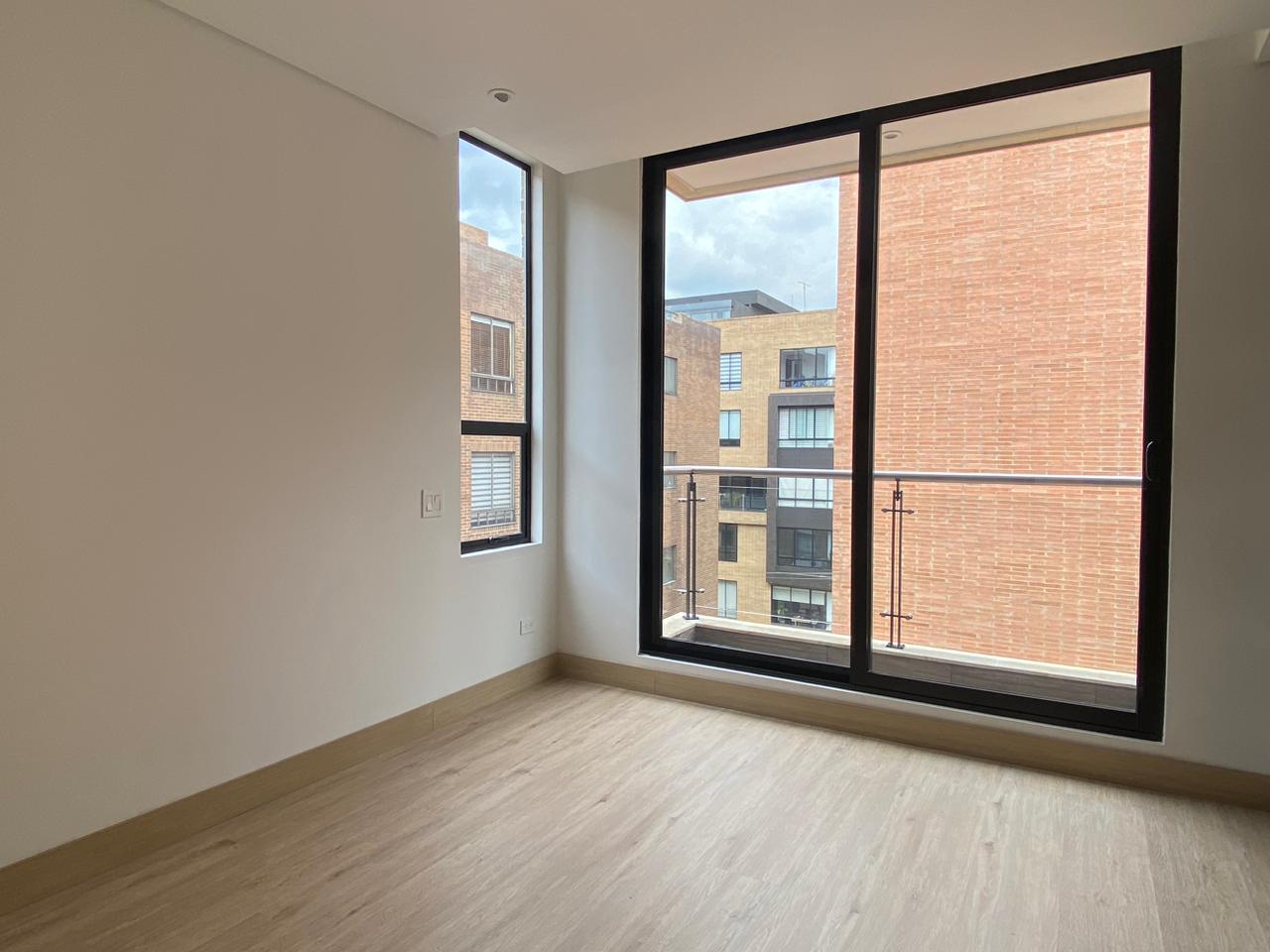 Apartamento de 3 alcobas en venta en Santa Barbara Occidental, Bogotá, 114 m² · foto 16 de 24