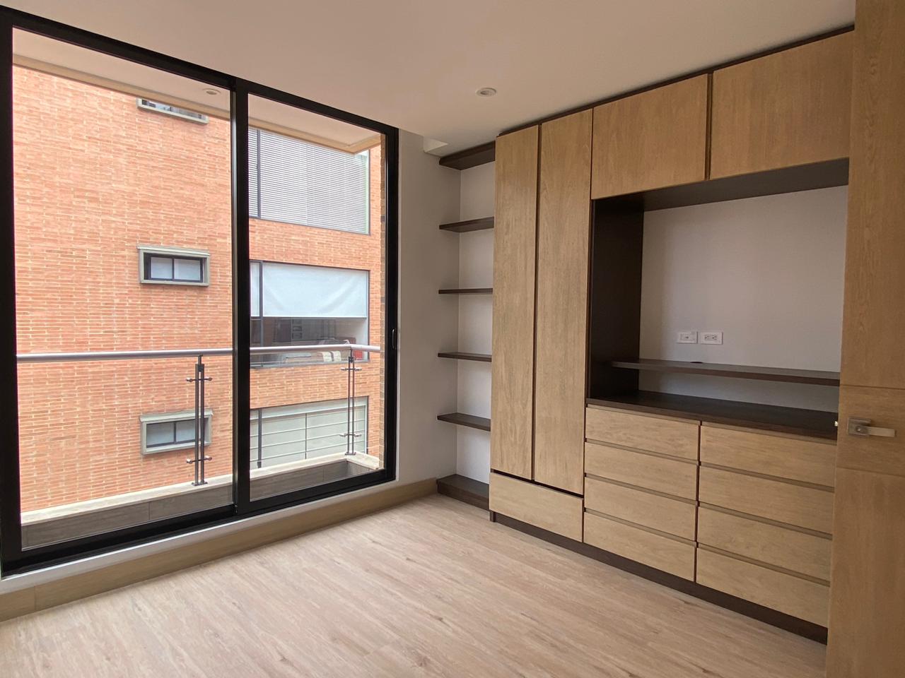 Apartamento de 3 alcobas en venta en Santa Barbara Occidental, Bogotá, 114 m² · foto 17 de 24