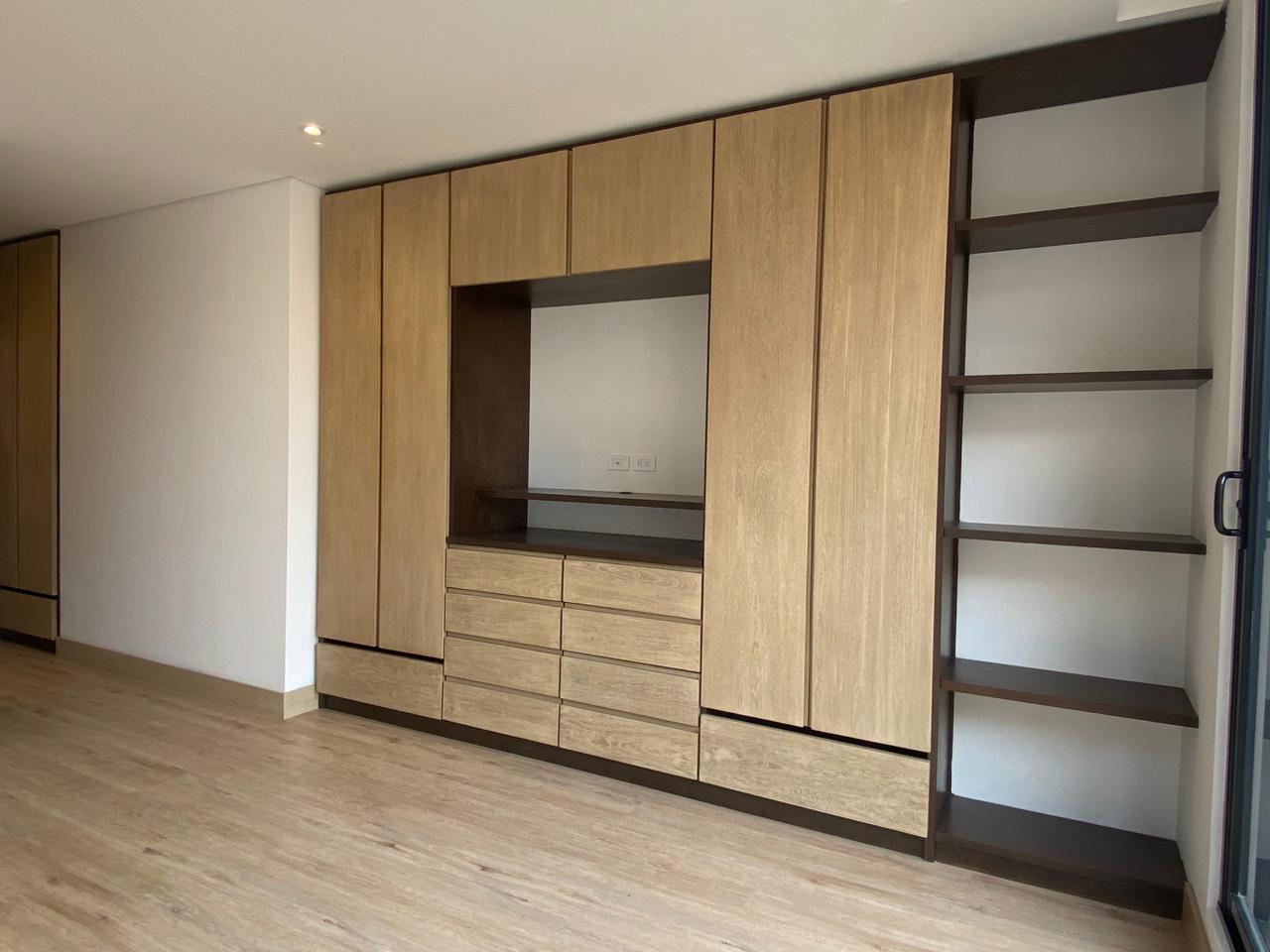 Apartamento de 3 alcobas en venta en Santa Barbara Occidental, Bogotá, 114 m² · foto 18 de 24