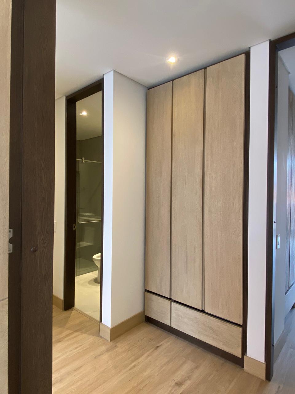 Apartamento de 3 alcobas en venta en Santa Barbara Occidental, Bogotá, 114 m² · foto 24 de 24