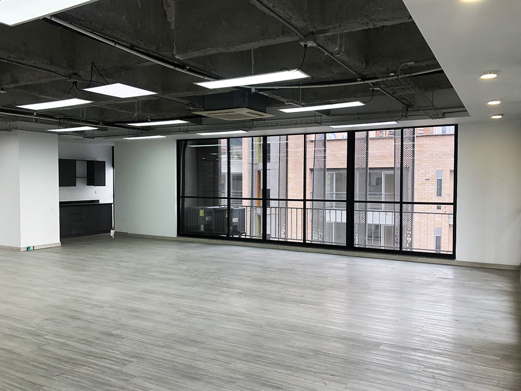 Oficina en arriendo en Las Lomas No.1, Medellín, 193 m² · foto 10 de 11