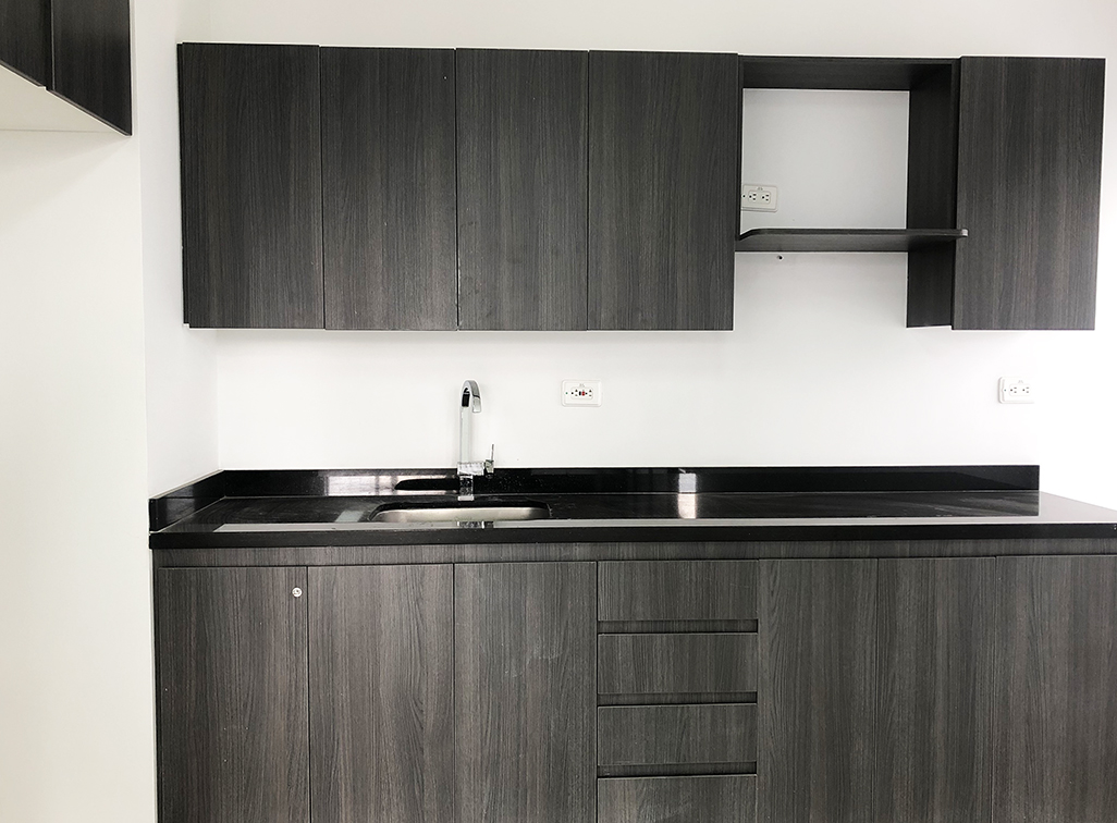 Oficina en arriendo en Las Lomas No.1, Medellín, 193 m² · foto 2 de 11