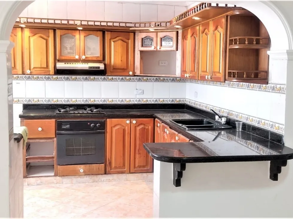 Apartamento de 5 alcobas en venta en Calasanz, Medellín, 185 m² · foto 11 de 22